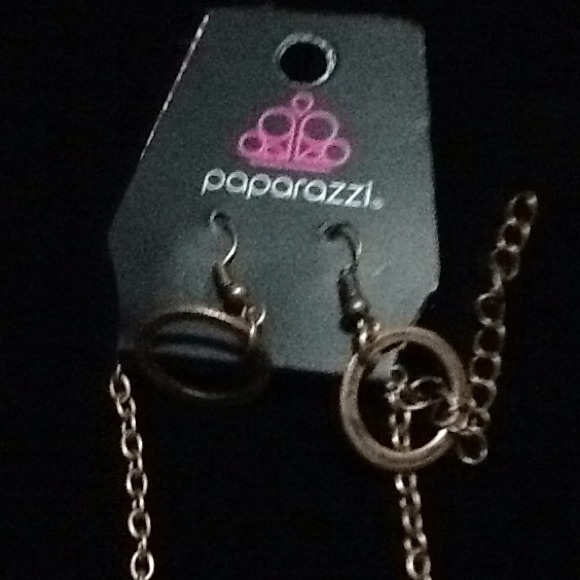 Necklace - Picture 3 of 3